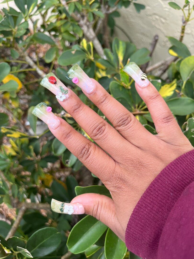 Glittering Spring Meadow Nails That Shine